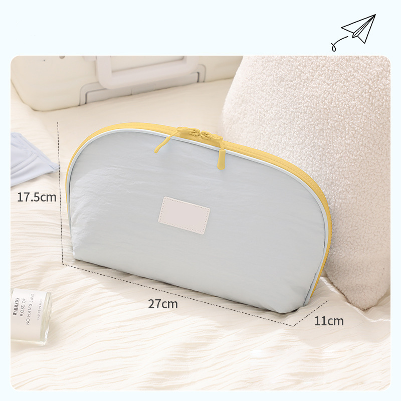 Lingerie Travel Organizer – Neat, Protected & Space-Saving